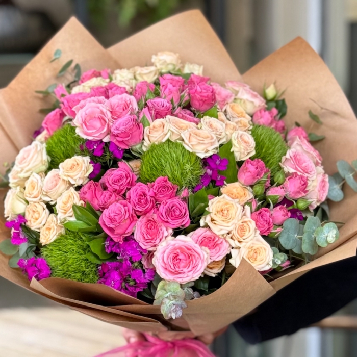 Renkli Spray Gül Buketi